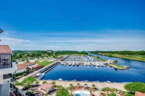 The Marina 7-805